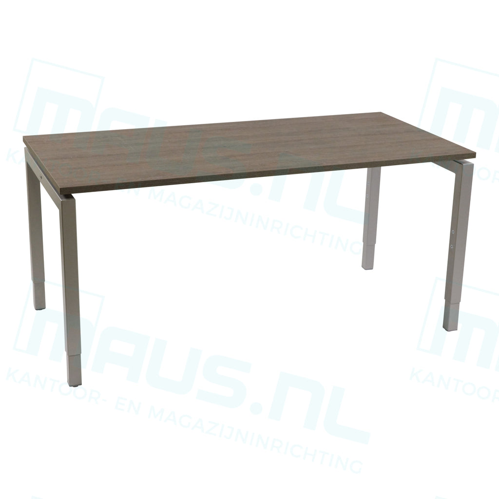 Bureau Dsq 180X80Cm Met N-Poot Aluminium Ral 9006 / Logan Eiken Bureaus