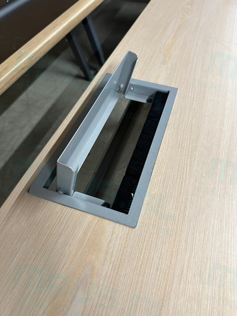 Gebruikt Bureau 180X90Cm Licht Eiken Pami Bureaus